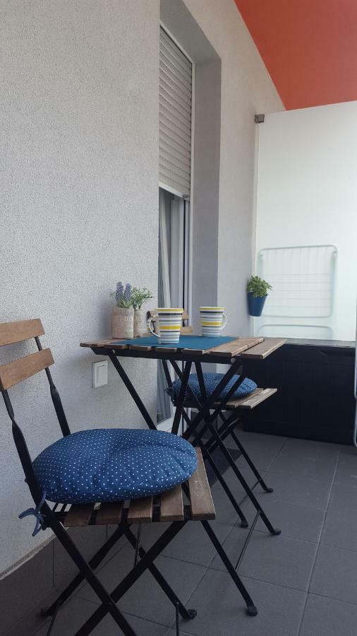 Apartment Sola Zagreb Exteriör bild